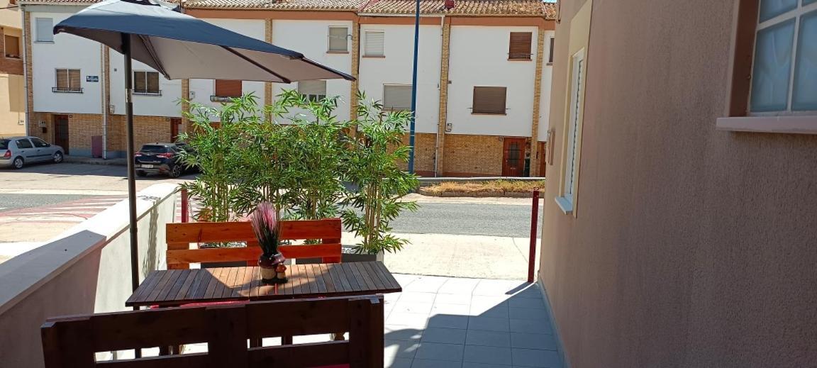 Apartamento Turistico Gala Dicastillo Exteriér fotografie
