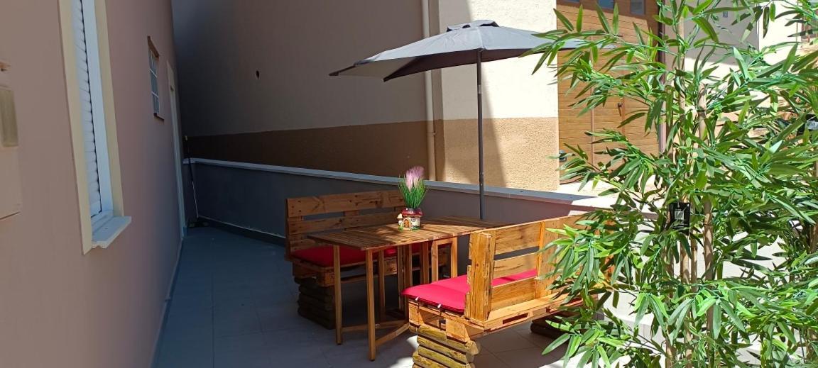Apartamento Turistico Gala Dicastillo Exteriér fotografie